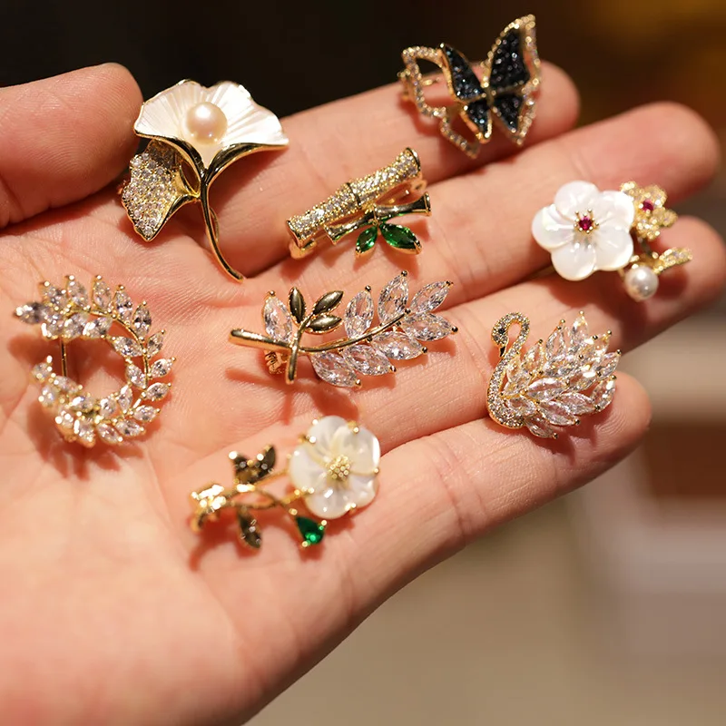 Popular Exquisite Small Zircon Swan, Butterfly, Ginkgo Leaf Brooch, Anti-slip Cardigan Collar Pin Accessory