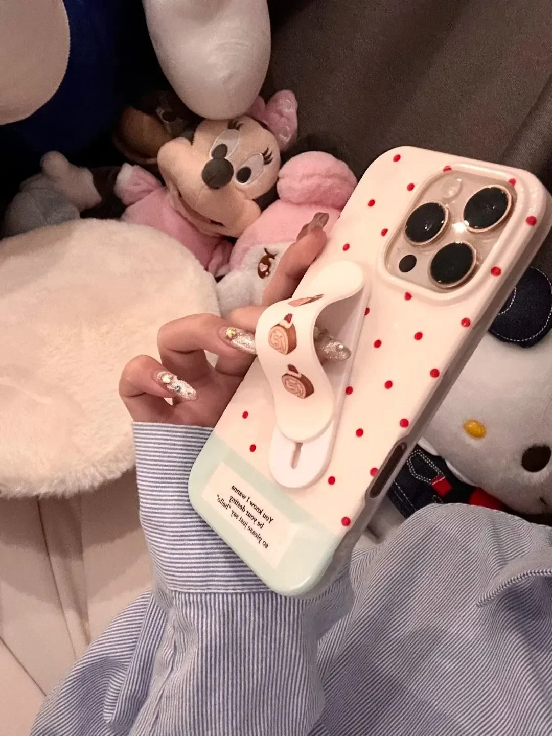 Coreano ins estilo bolo de morango nicho arte design engraçado band aid móvel push pull anel titular versátil universal pessoa preguiçosa