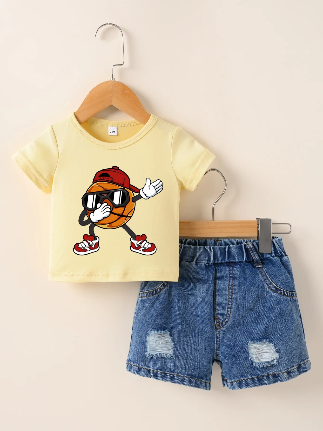 New Boys and Girls Summer New Boys and Girls Short sleeved Yellow T-shirt Round Neck Pullover+Denim shorts set