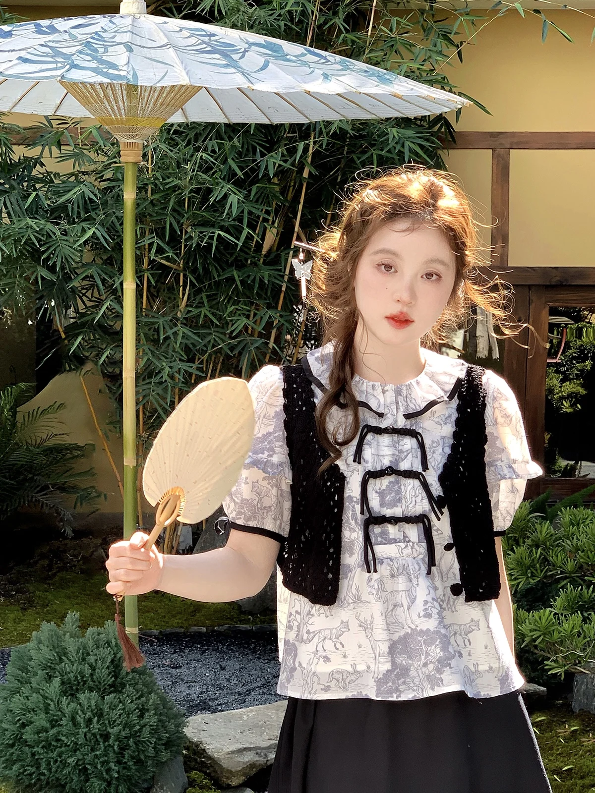 

New Chinese Style Asymmetric plus Size Women's Fashion Set Large Mouth Cheese Eating Animal Button Top Vest Skirt Three-Piece...