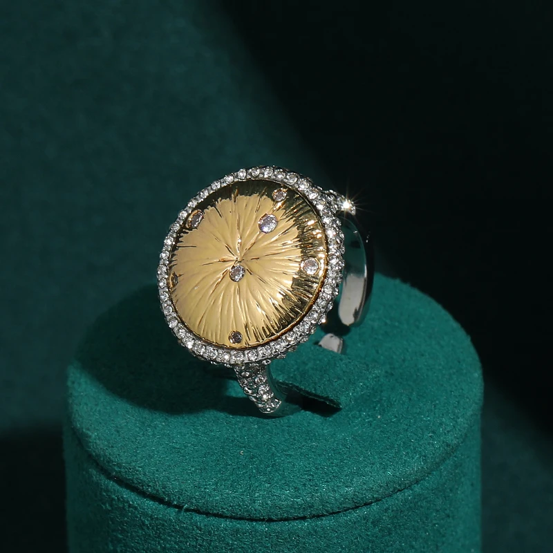 

Vintage Round Gold Color Rings Woman Two Metal Rhinestone Luxury Quality Jewelry Wedding Rhinestones Retro Accessories 2025 New