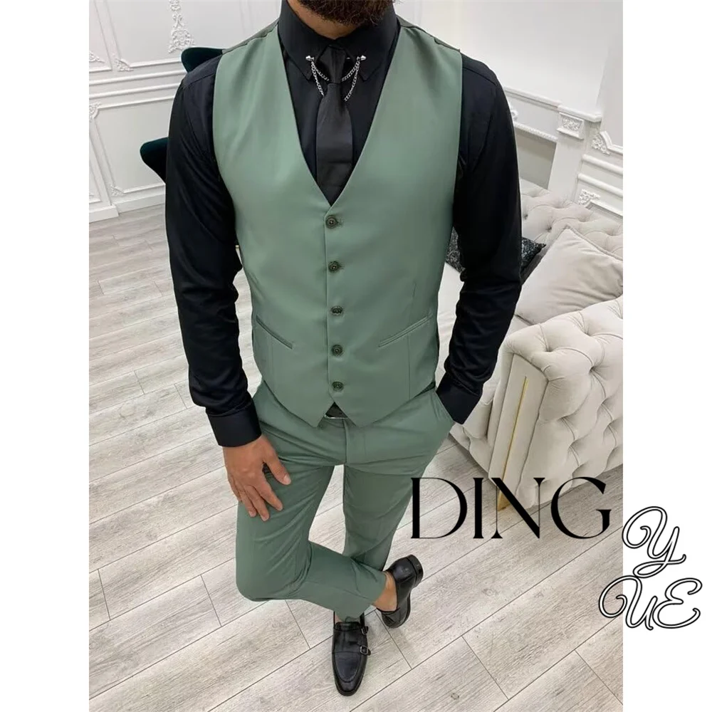 Traje ajustado de 3 piezas para hombre, traje Formal de negocios para padrino de boda, esmoquin para fiesta de graduación y Cena