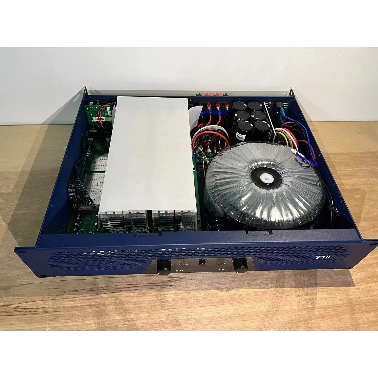

T3/T5//T7/T10 Professional 2CH 1000W Power Amplifier Case Audio Amplifier Kits for Multi-functional Room Crown
