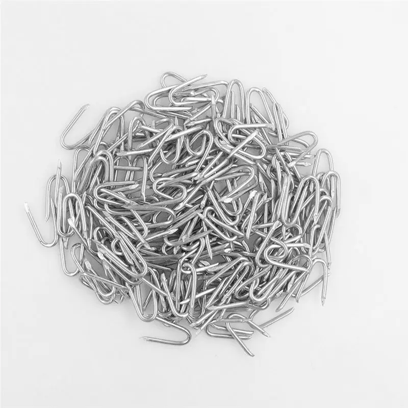 AEE6-200 Pcs Steel Wire Fencing Staples ,U-Shaped Fasteners Nails For Wire Mesh And Woven Fencing