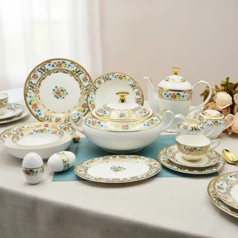 98pcs Embossed Gold Tableware Royal Style Flower Design China Dinnerware Porcelain Dinner Dish Sets