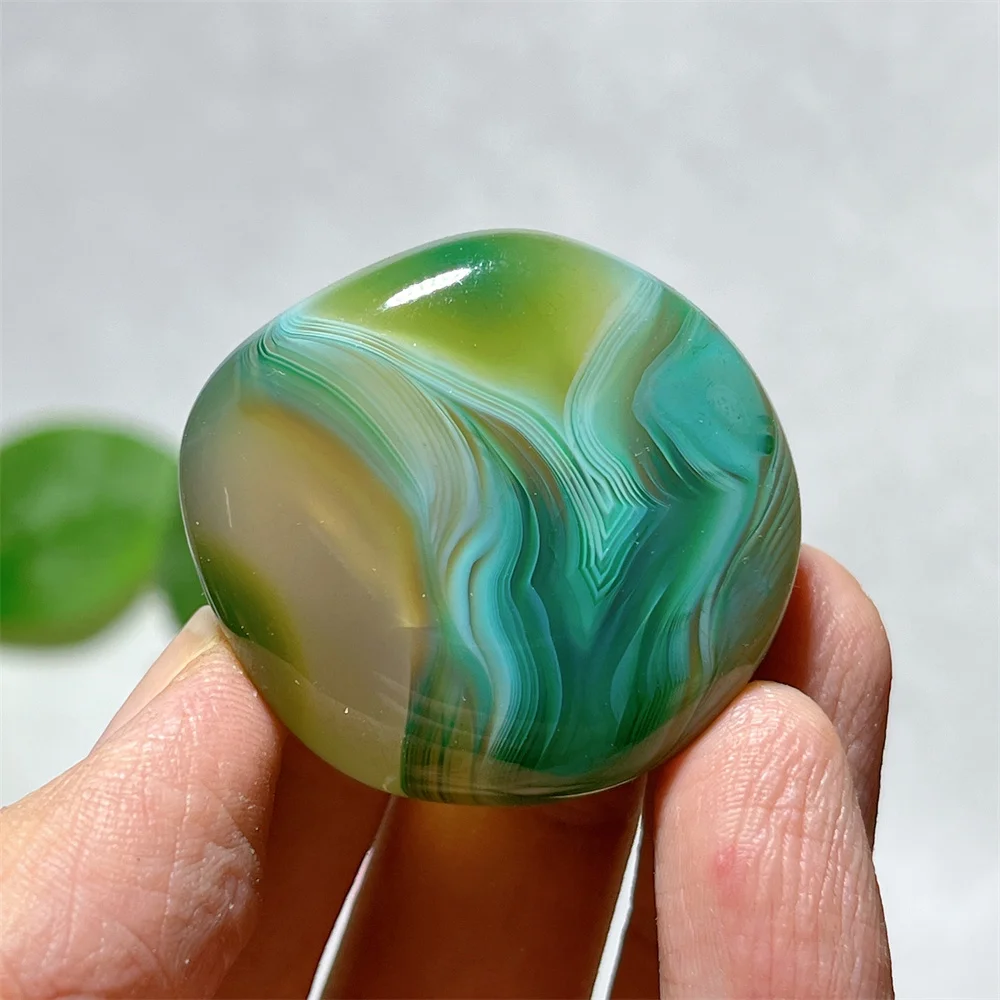 

Crystal Natural Green Silk Palm Stone Quartz Lace Minerals Energy Living Spiritual Feng Shui Healing Reiki Home Decoration