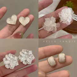 Korean Fashion Jelly Love Flower Ear Clip with No Ear Holes Advanced Design Earrings Fake Piercing Women's Earrings Trend 2023