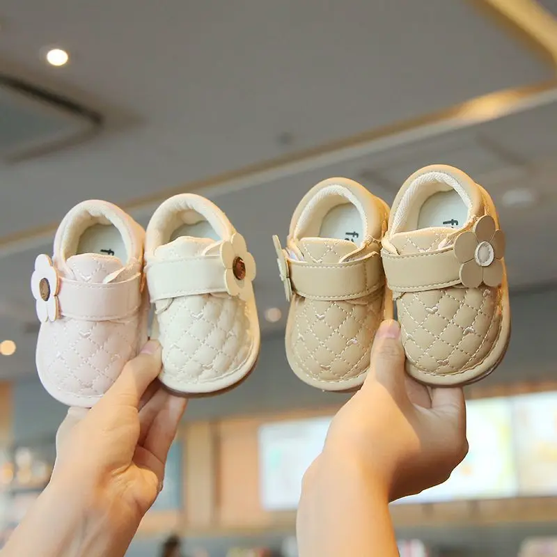 

Cute Baby Flat Shoes with Sweet Flowers Girls Princess Shoes Soft Sole Non-slip 2025 Spring Autumn Kids Casual Shoes Versatile