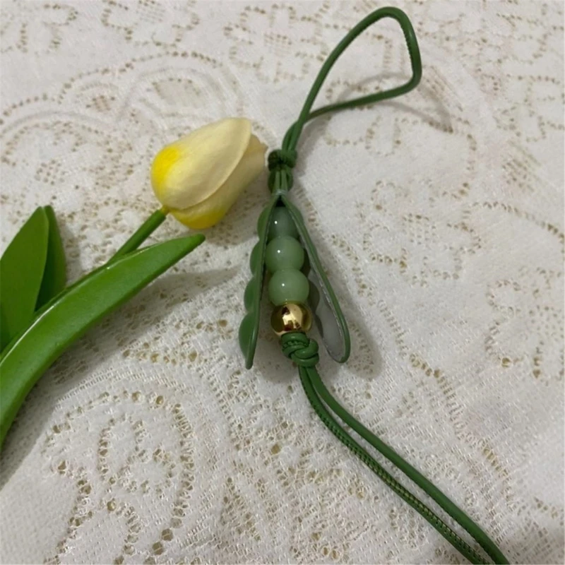 Creative Fashion Handmade Pea Pendant Keychain Bag Charms Funny Green Glass Beaded Peas PU Leather Key Rope for Women Girls Gift