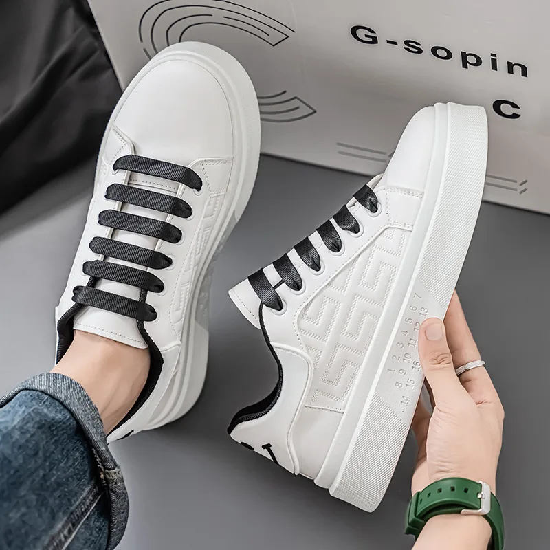 

2025 Men's Shoes White Men Casual Sport Shoe Fashion Designer Platform Shoes For Men Outdoor Comfortable Skateboard Shoe zapatos