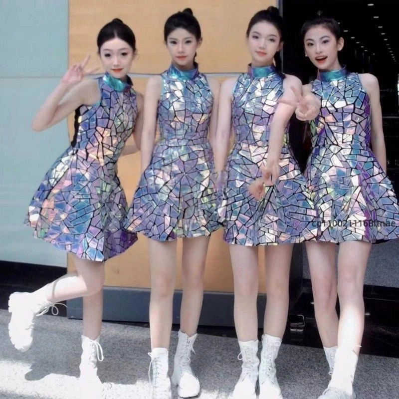 أزياء رقص الجاز الجديدة مع أزياء أداء الرقص بعدسة الليزر الملونة، مجموعة أزياء أداء مغني المسرح للنساء