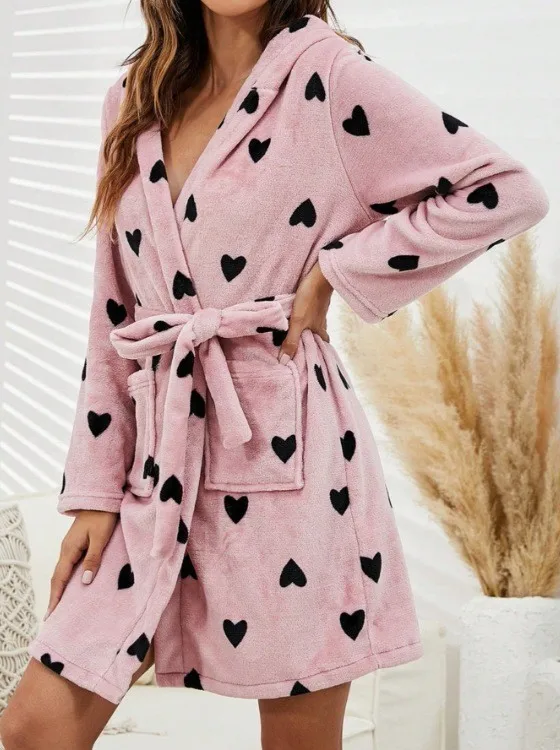Damen-Bademantel mit Herz-Print, Kapuze, Flanell, Wickelbademantel, lange Ärmel, Bindegürtel, Taschen, weiche Loungewear, Nachthemd, Pyjama