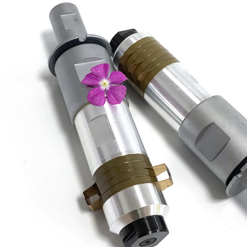 20KHZ 2600W Ultrasonic Welding Transducer For Plastic Ulrasonic Welding Machine Elastic Band Welding