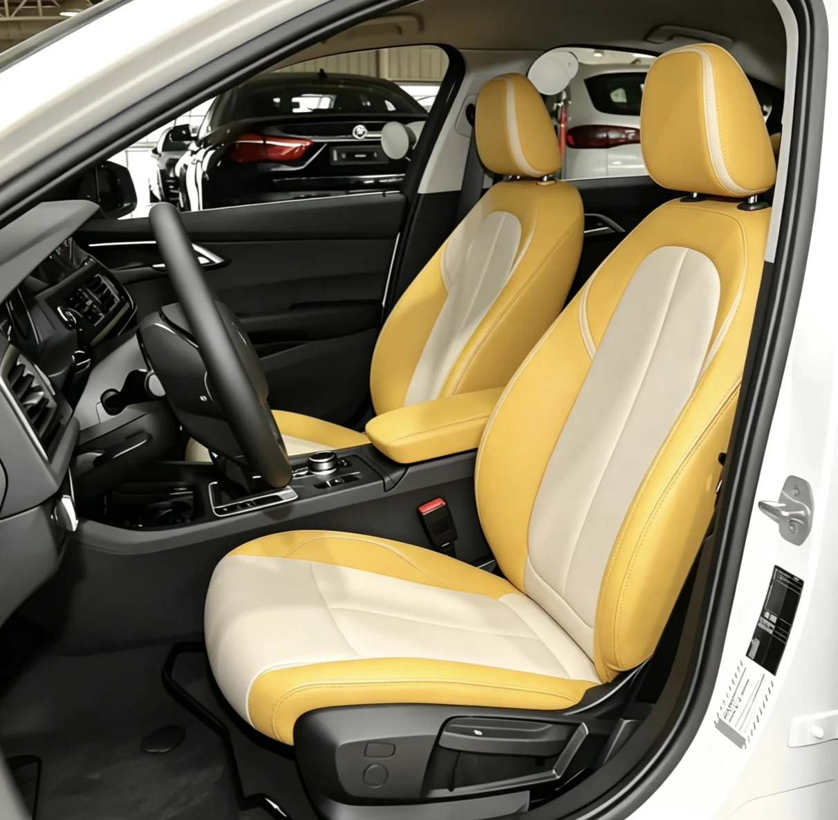 Für BMW F40 2019~2023 Maßgefertigte Autositzbezüge Luxuriöses Nappaleder 100% Passgenau Innenraumzubehör 360 ° Vollständige Abdeckung – Detail 2