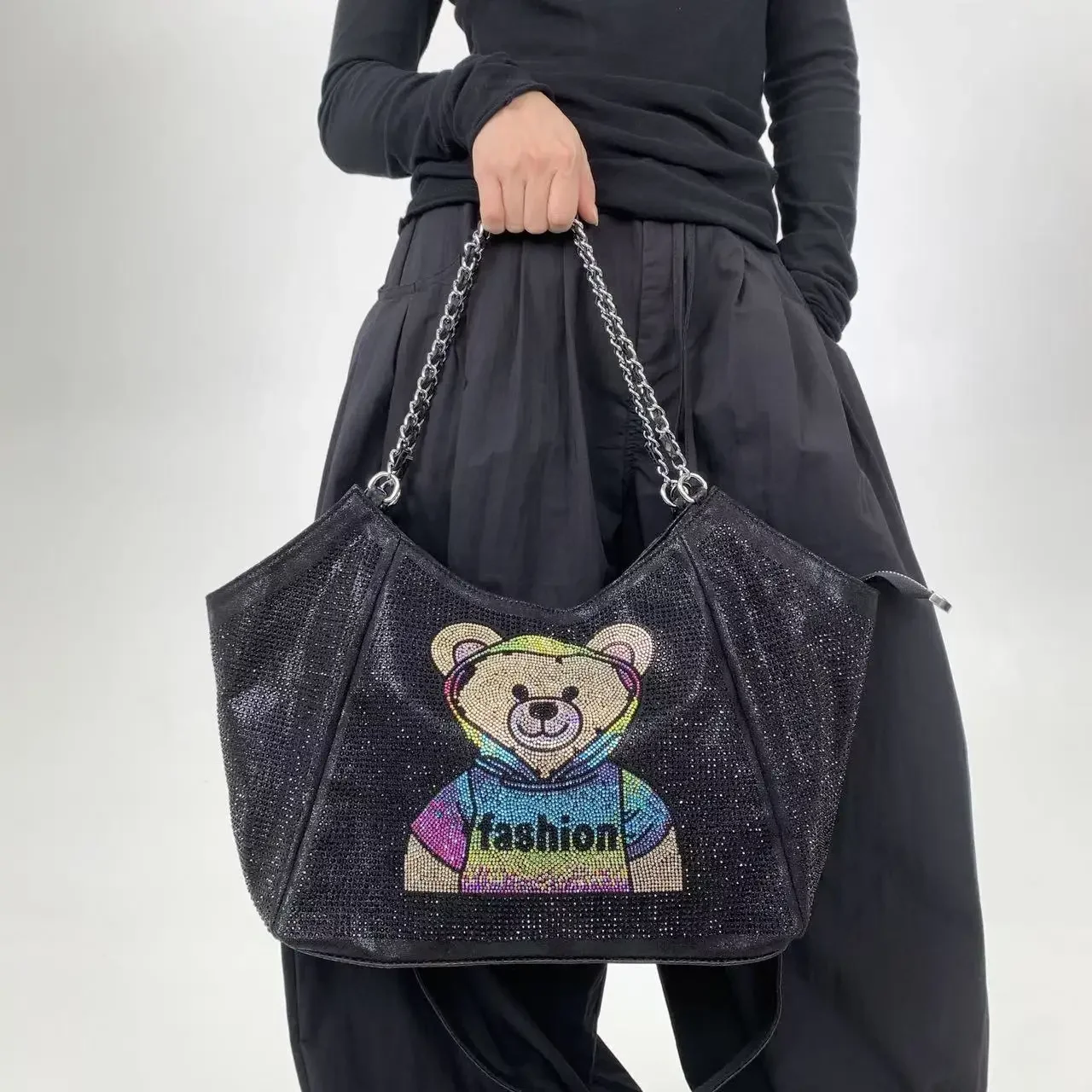 

Fashionable and elegant women's shiny shoulder bag, large capacity diamond decoration luxury crossbody bag