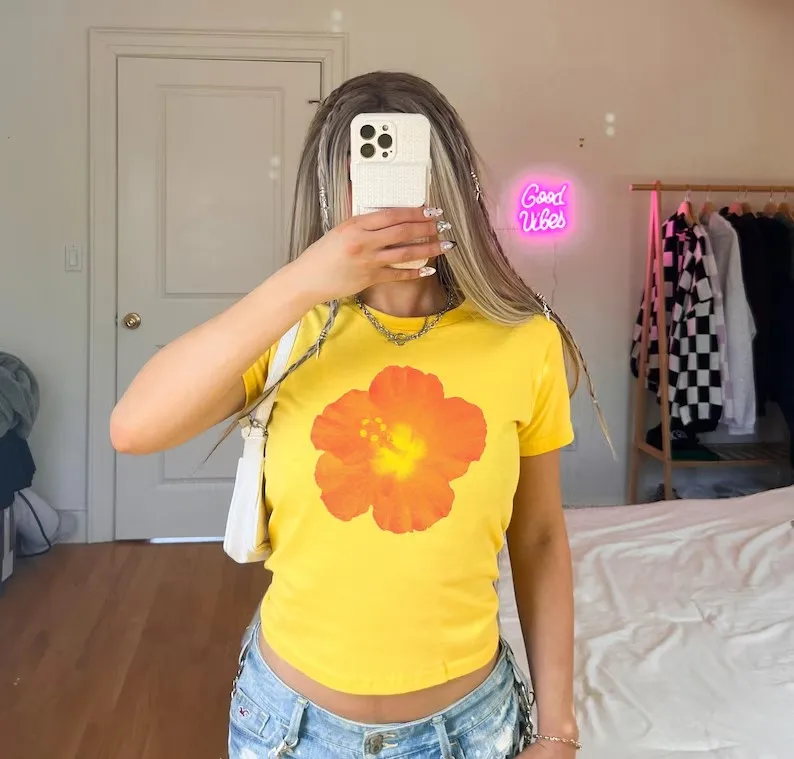Футболка Hibiscus Baby Baby Tee в стиле Y2K, ретро 90-х, модная эстетичная одежда, тропический кроп-топ с кокосовым принтом для девушек