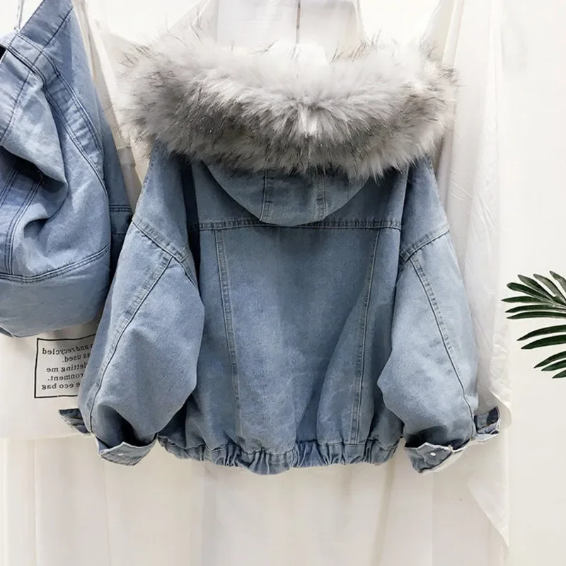 2022 Nová stylová džínová bunda Dámská zimní Amazonská evropský styl s kapucí, zesílená fleecová podšívka, bavlněný kabát z Číny - náhled 4