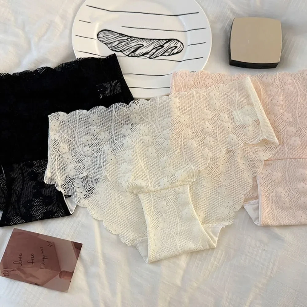 

4Pcs Sweet Mid Waist Mesh Flower Panties Cotton Crotch Underpants Lace Briefs Breathable Thin Underwear for Women Girl