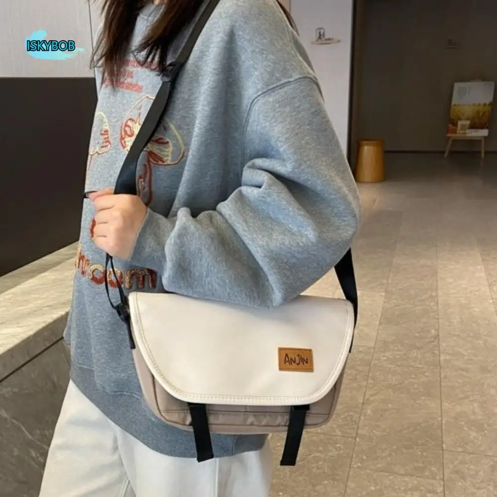 

Large Capacity Nylon Messenger Bag Korean Style Multi Pocket Women Shoulder Bag Flip Cover Postman Diagonal Bag Mailman Bag