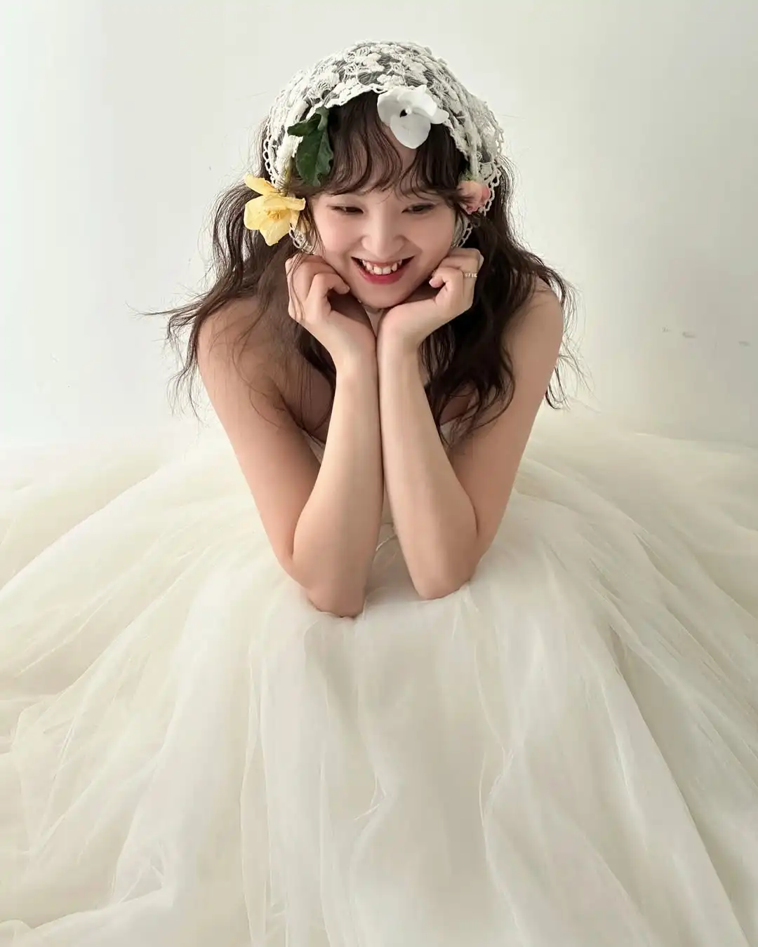 Sondr Luxuriöse koreanische Brautkleider, maßgeschneidert, A-Linie, trägerlos, Tüll, Hochzeit, Druckknöpfe, wunderschönes Abschlussball-Partykleid