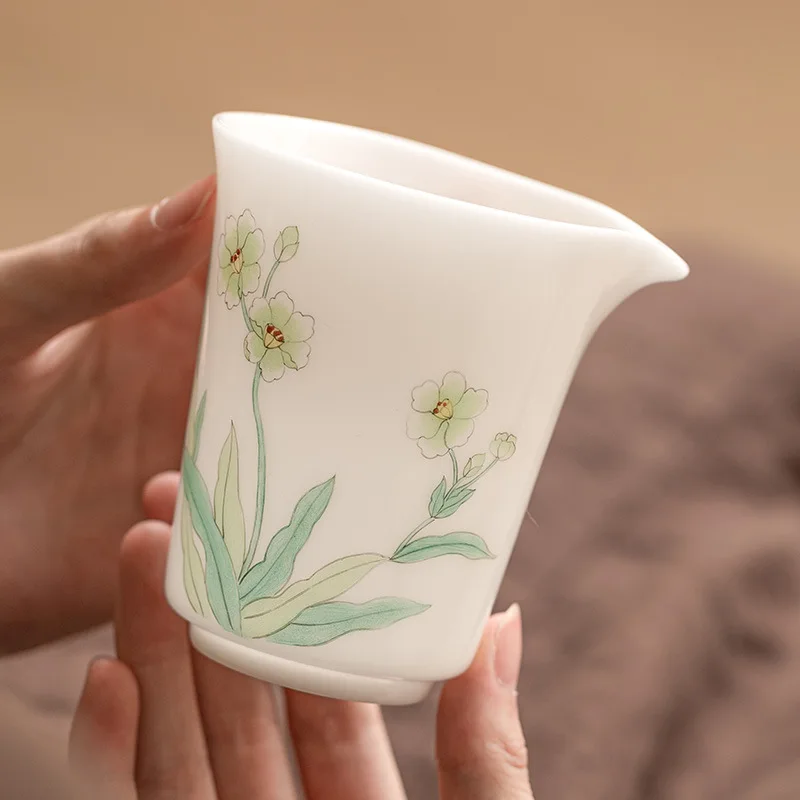 

Zhang Lijiao, Su Shao Mutton Fat Jade Pitcher Tea High-End Utensils Kombucha Pot