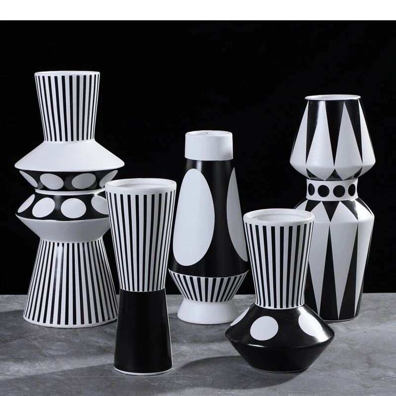 

Simple Modern Black White Ceramic Vase Flower Arrangement Container Irregular Geometric Vase Living Room Countertop Decoration