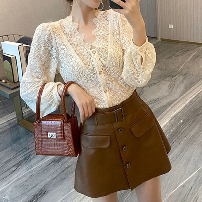 2022 New Summer Temperament V-neck Puff Sleeves Lace Shirts Apricot Thin Sexy Slim Button Blouses Korean Fashion Women Clothing