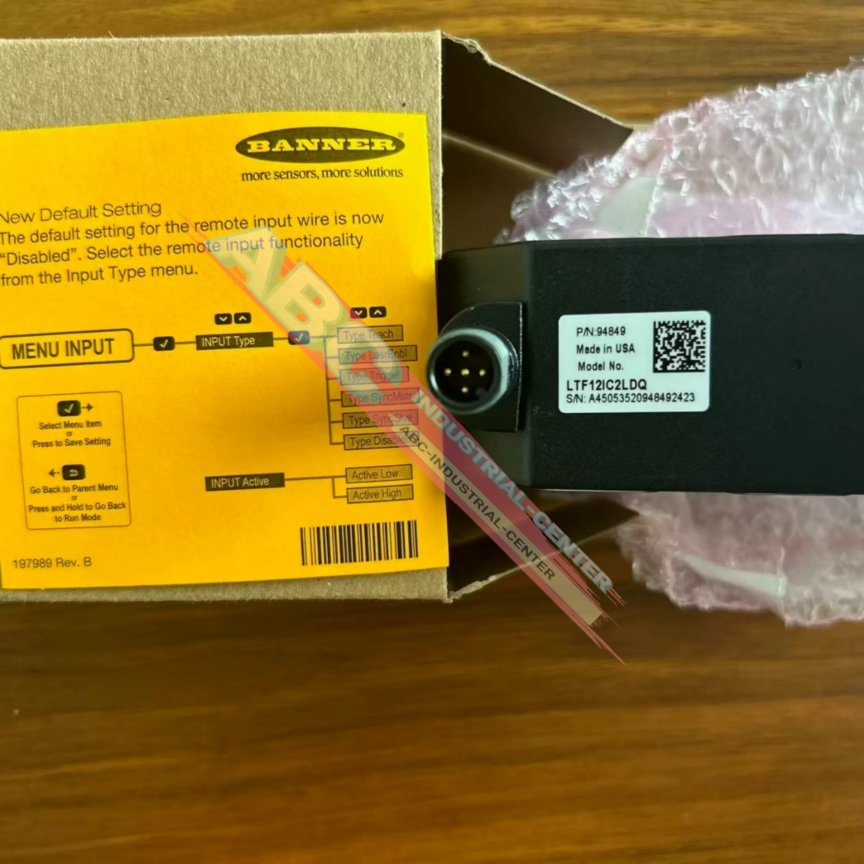 

MIAD9D OTBVP6 New original OTBVP6QD Photoelectric Sensor