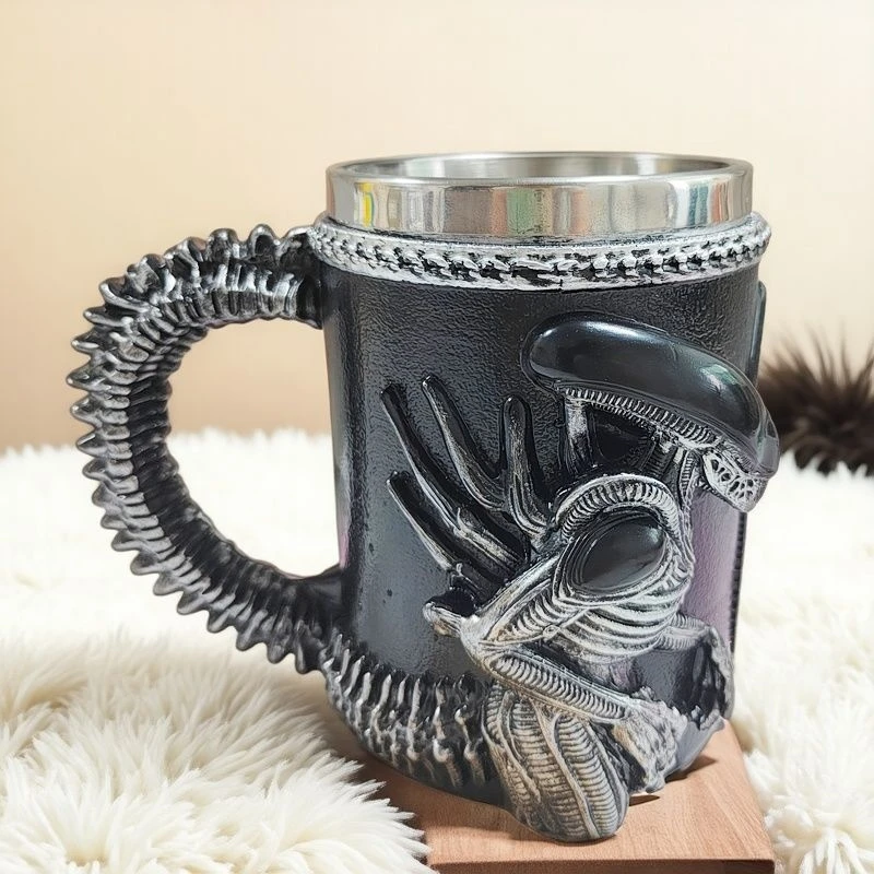 

Xenomorph 3D Relief Resin Mug Alien Inspired Coffee Cup Horror Movie Gift Unique Home Office Decoration Collectible Cup For Fans