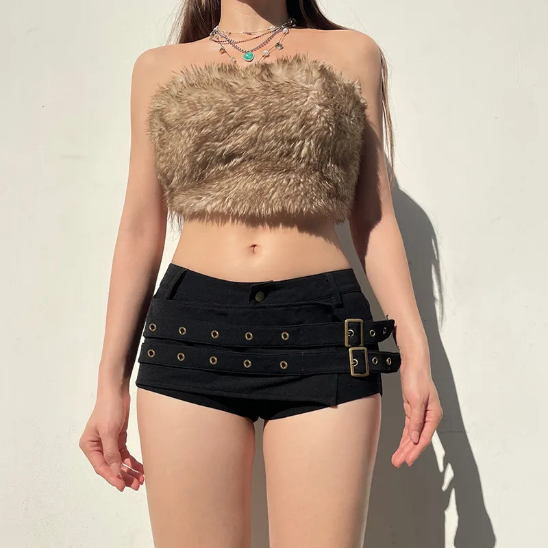 

Street Style Dark Punk Flavor Low Waist Sexy Bodycon Mini Shorts Pant with Day Word Buckle Decoration for Trendy Women