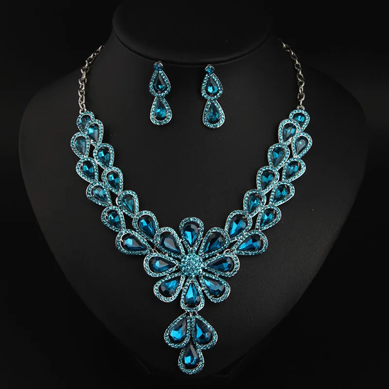 مجموعات مجوهرات قطرات الماء الفاخرة الخفيفة للنساء مأدبة كاملة كريستال قلادة طقم من الحلقان اكسسوارات الذكرى السنوية للزفاف هدية #6