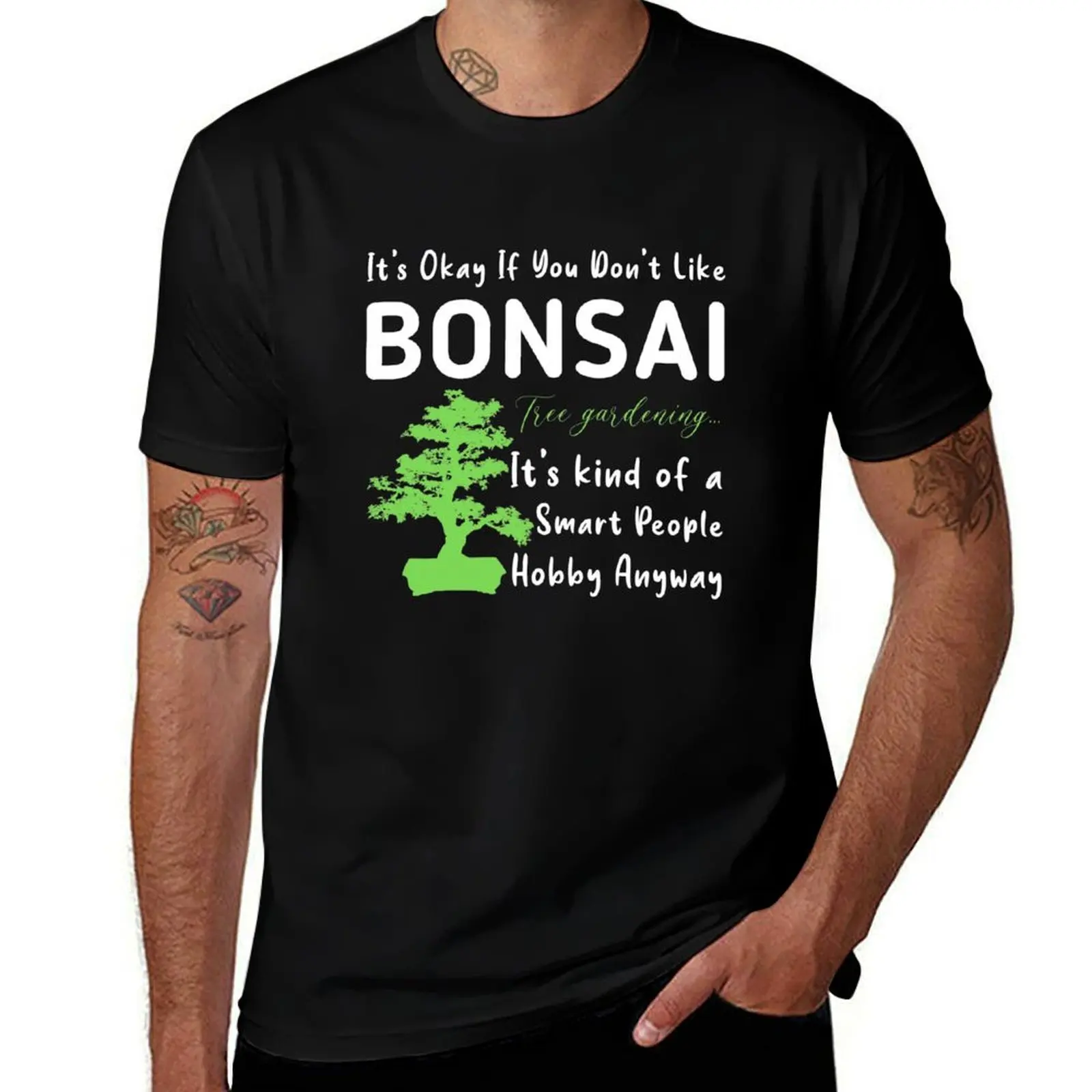 Bonsai tree Japanese art for Master gardenerman or woman, Bonsai Tree Owner or bonsai grower Plant care lover T-Shirt