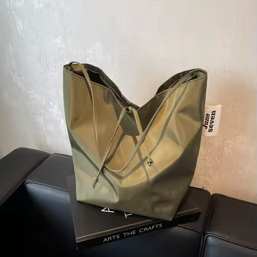 Minimalist and lazy style tote shoulder bag, women's large capacity armpit bag, student class bucket bag, retro shopping bag - Image 7