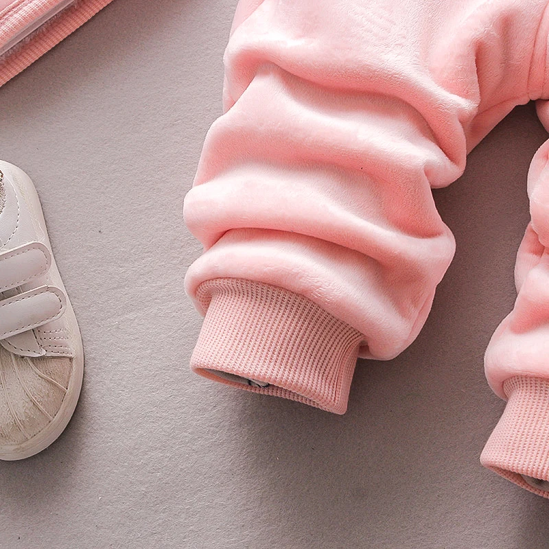 Mädchen Fleece-Weste mit Hirsch-Pom-Pom-Kapuze + 3D-Rentier-Oberteil & Hose 3-teiliges Set Kinder Warmes Winter-Outfit 80-120 – Detail 6