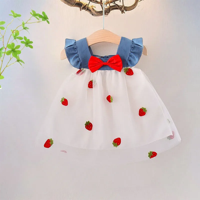 Summer Girls Gauze Dress New Children's Small Strawberry Embroidery Bow Stitching Cowboy Sleeveless Sundress Children's Clothes