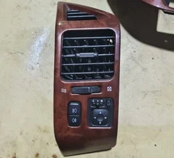 Original Dismount Used Car Air Conditioner Outlet Dashboard Air Outlet Air Conditioner Vent For Mitsubishi Pajero V73 V75