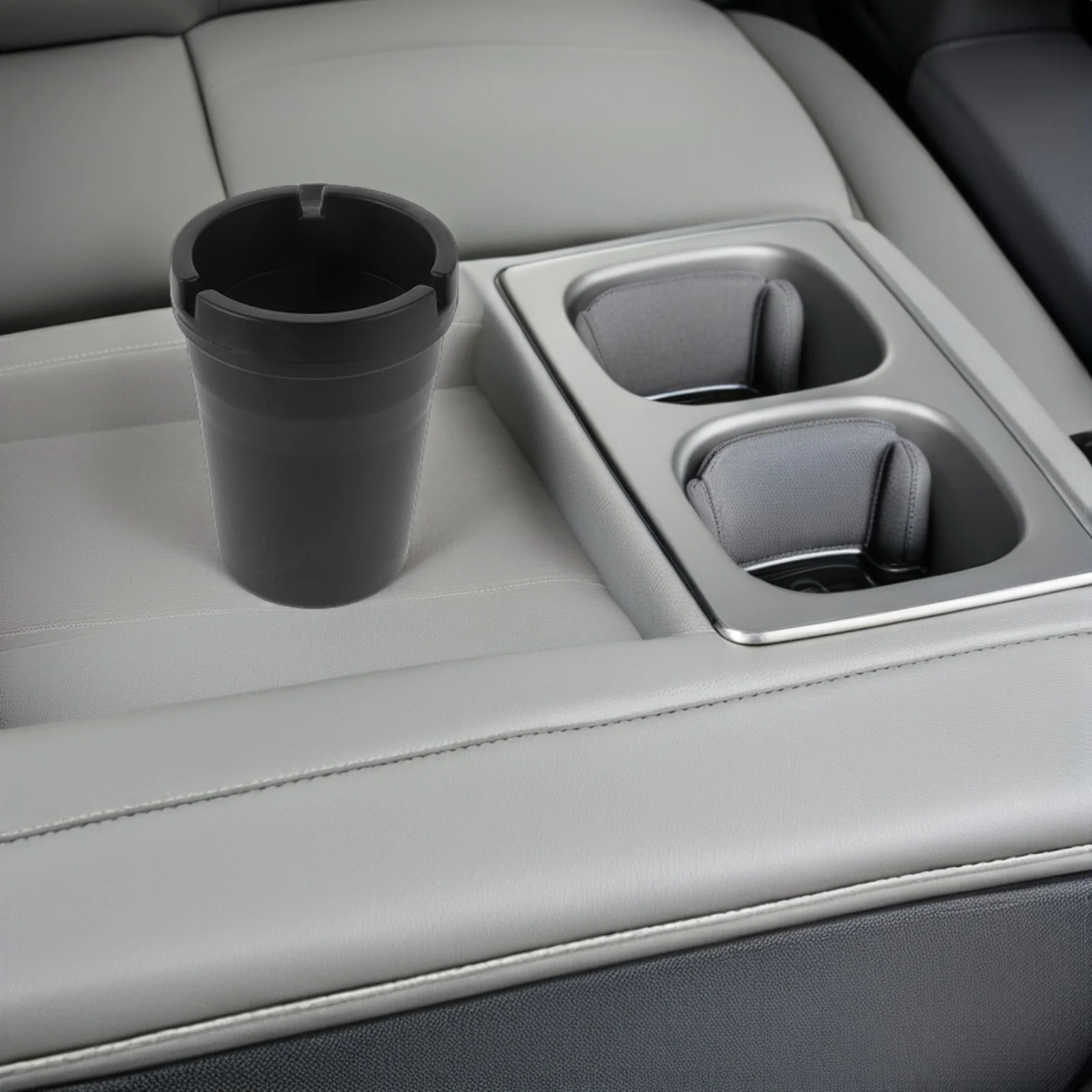 

Portable Mini Ashtray Black Compact Car Cigarette Holder Leakproof Plastic Travel Home Office Auto Vehicle Cup Use