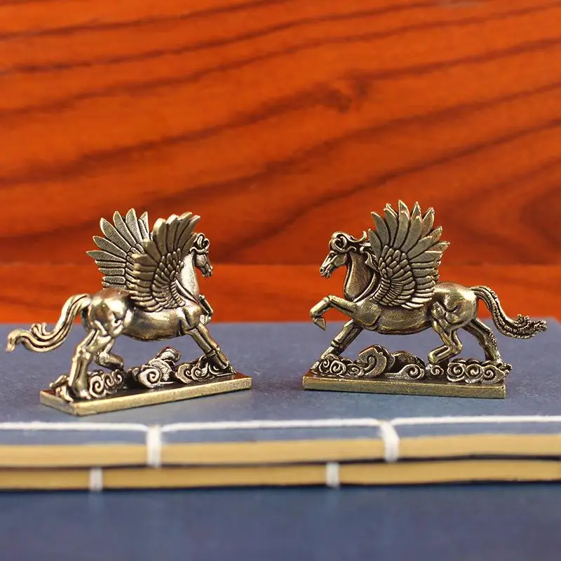 2026 الصينية زودياك تمثال حصان البرونزية الحصان سطح المكتب الديكور غرفة المعيشة طاولة شاي النحت المعادن الحرفية ديكورات المنزل