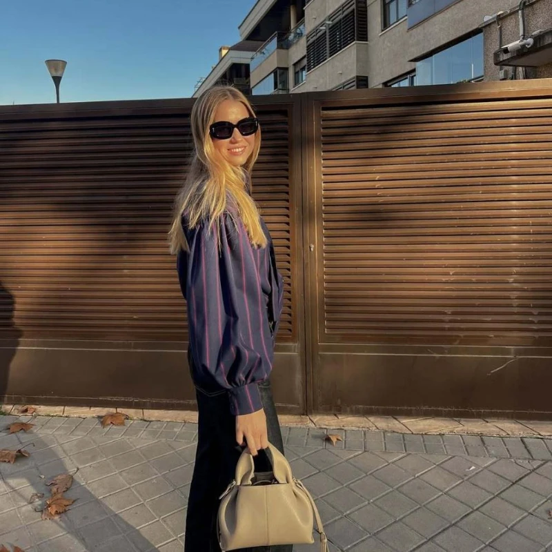 Women New Retro Simple Luxury Harajuku Streetwear Brand Design Sense Fashion Trends Personalized Slim Casual Striped Shirt