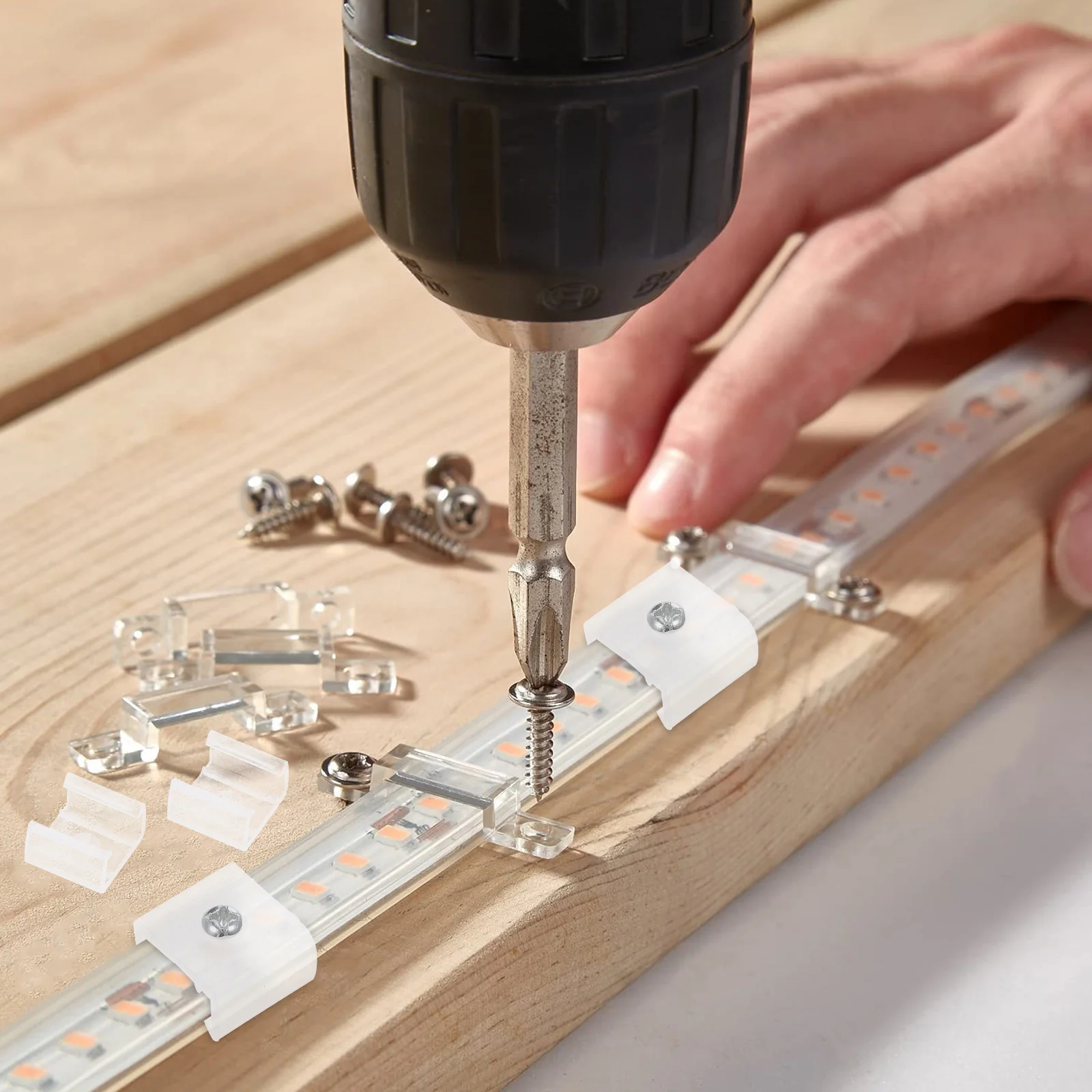 

100Pcs LED Clips One Side Fixing Premium Plastic Mounting for Strip Rope Lights Outdoor Indoor Decor Accessories