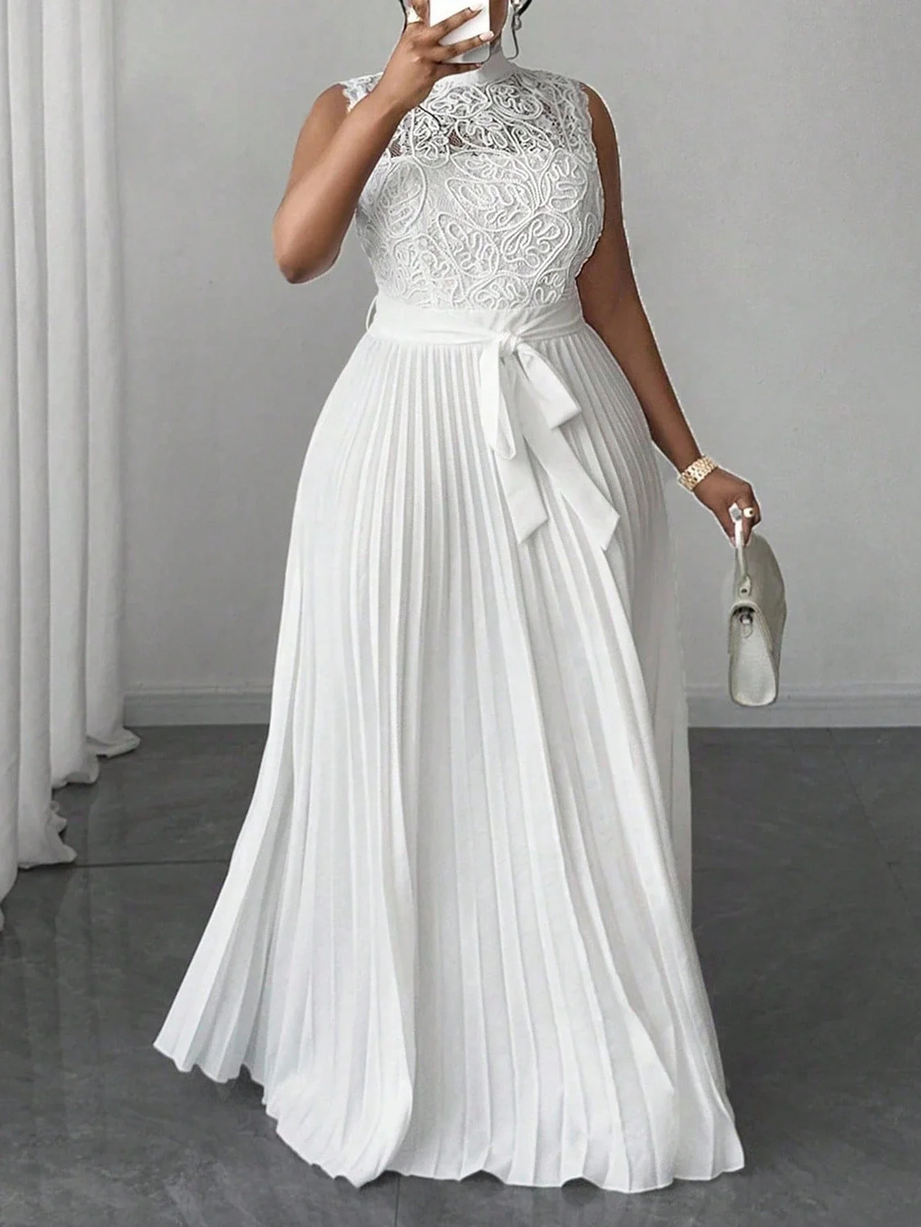 

Elegant Plus Size Stand Collar Sleeveless Lace Pleated Maxi Dress With Belt
