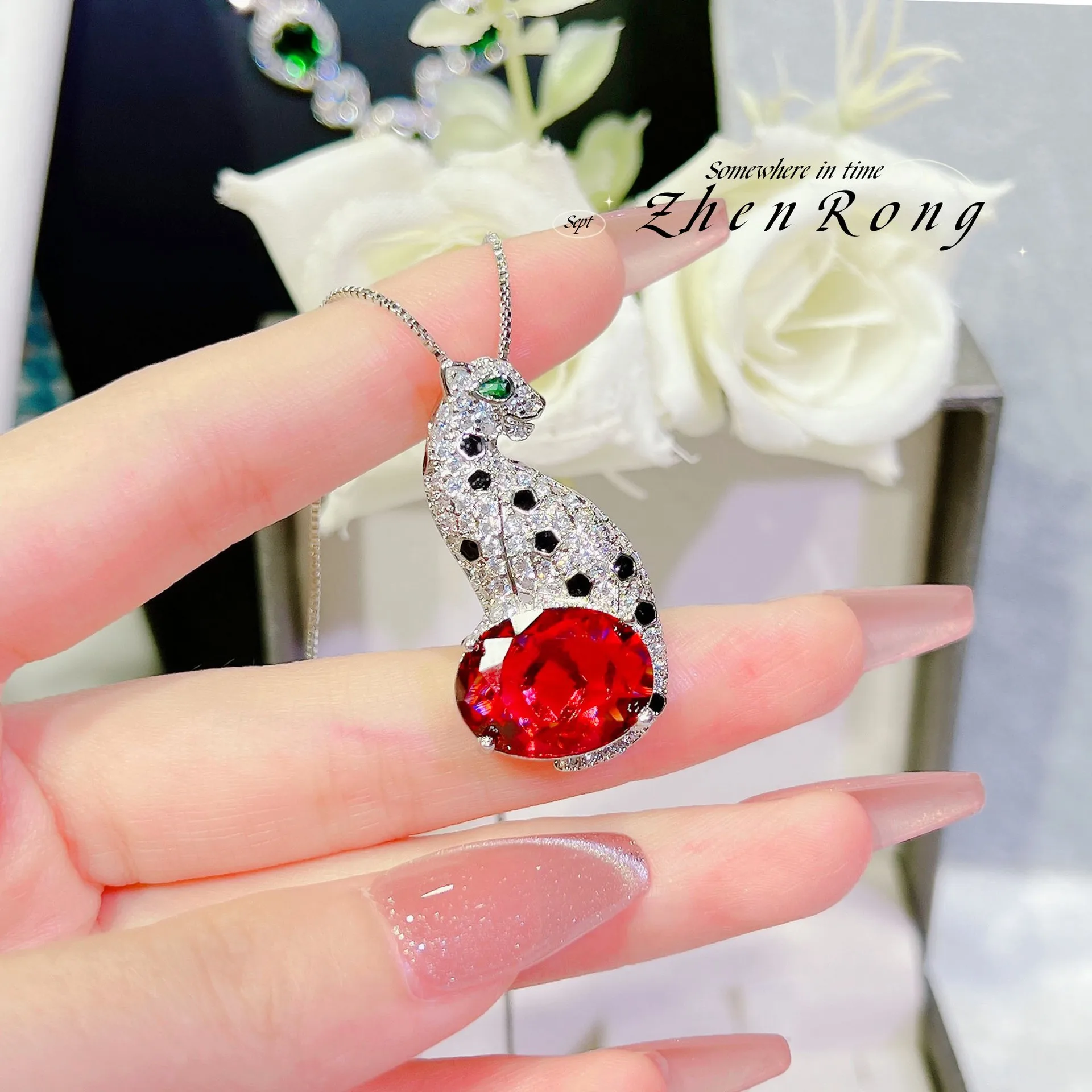 Foydjew 2023 New Luxury Designer Jewelry Leopard Design Pendant Necklaces Sapphire Rings Silver Color Jewelry Sets For Women