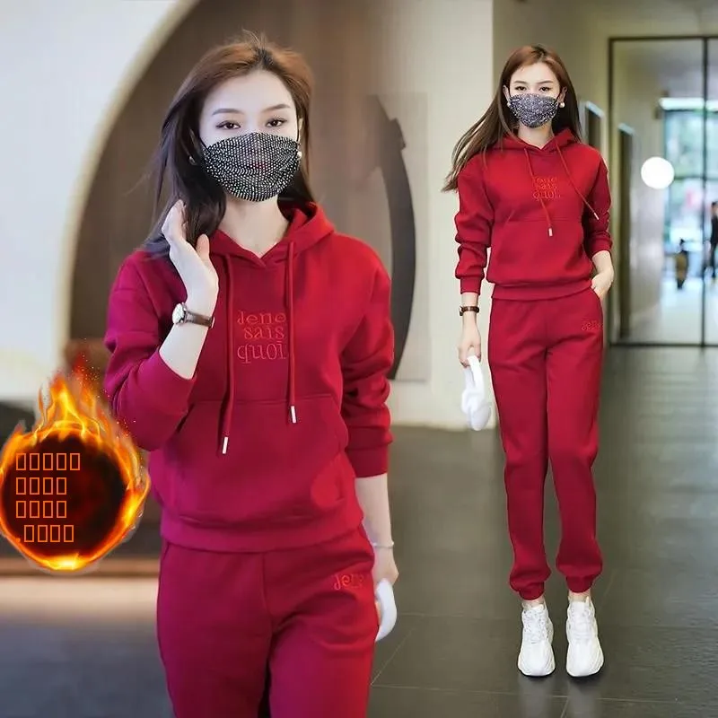 

Модный повседневный спортивный костюм для женщин: свитшот с круглым вырезом и брюки, комплект из двух предметов в корейском стиле, свободный крой, осень-зима, новинка