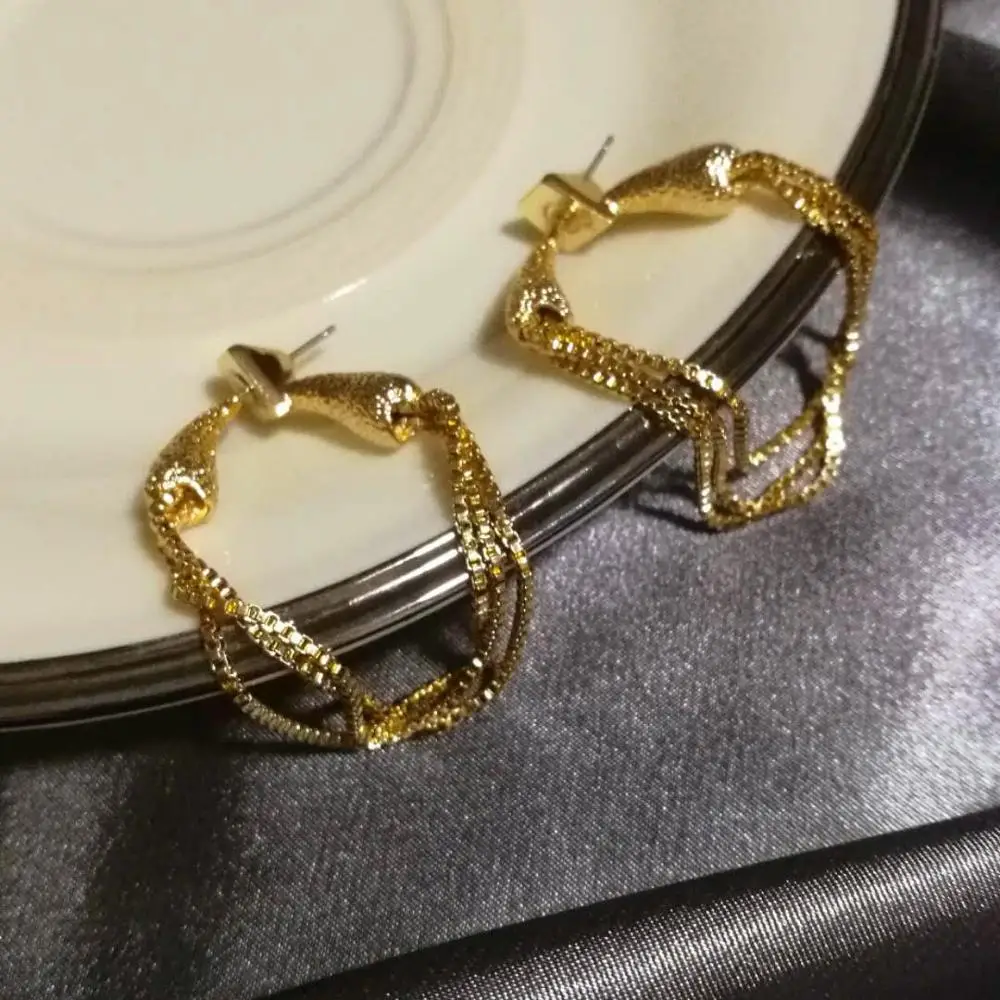 النحاس مع 18K الذهب الأفعى سلاسل إسقاط أقراط مجوهرات نسائية الشرير حزب ثوب المدرج الكورية اليابان INS الموضة