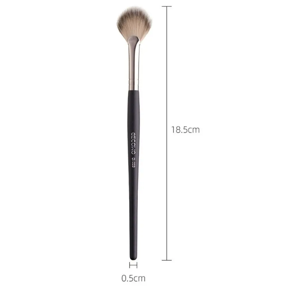 Fan-shaped Bronzer Contour Cosmetic V Face Maquillaje Loose Powder Brush Makeup Brush Blush Brush Highlighter Brush