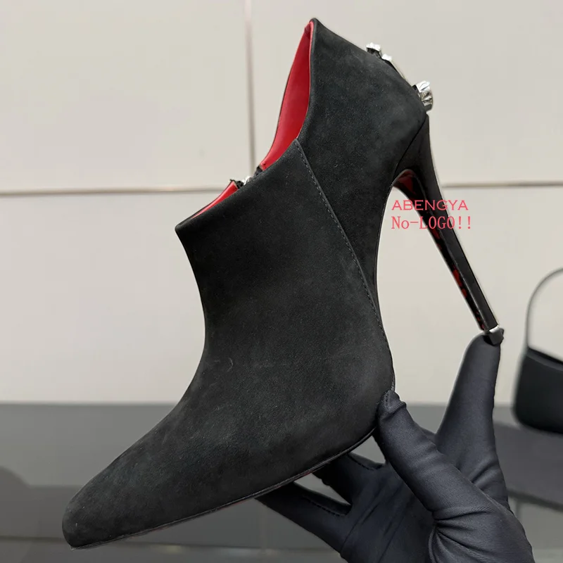 2025 Winter Metal High Heel Knee High Boots Women Pointy Toe Black Leather Long Boots Designer Party Motorcycle Boots For Women view 4