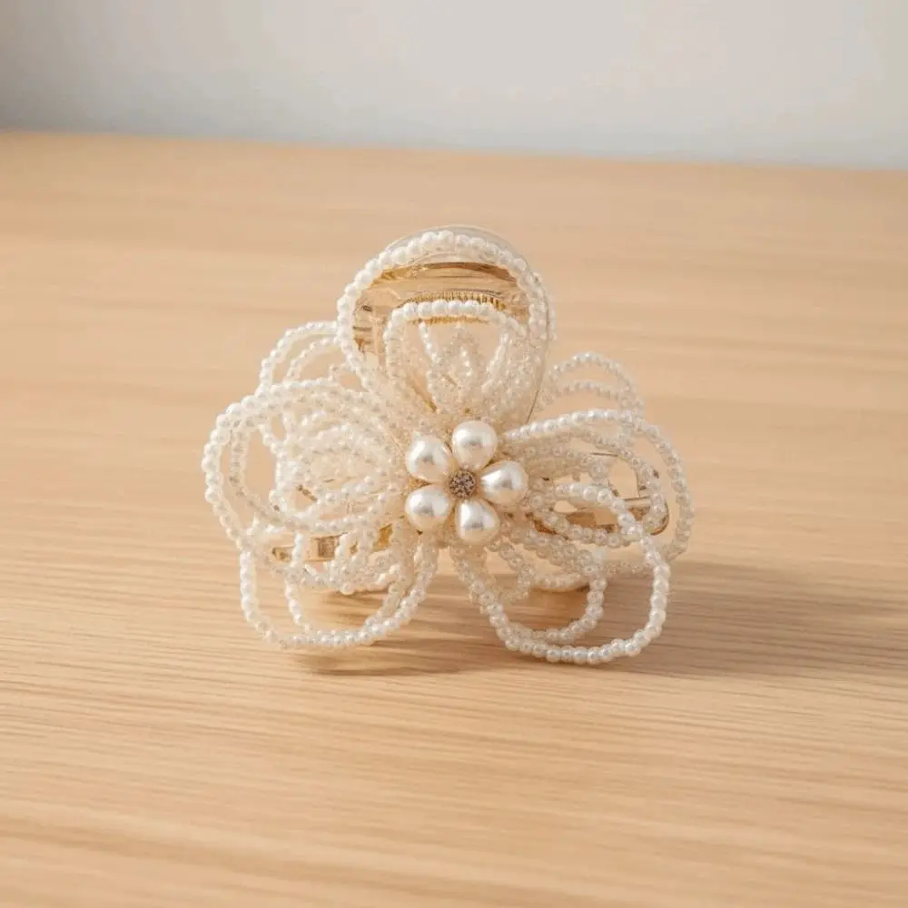 

Waterproof Pearls Flower Shark Clip Elegant Sweet Grain-like Beads Hair Claw Korean Style White Handmade Beads Hairgrips