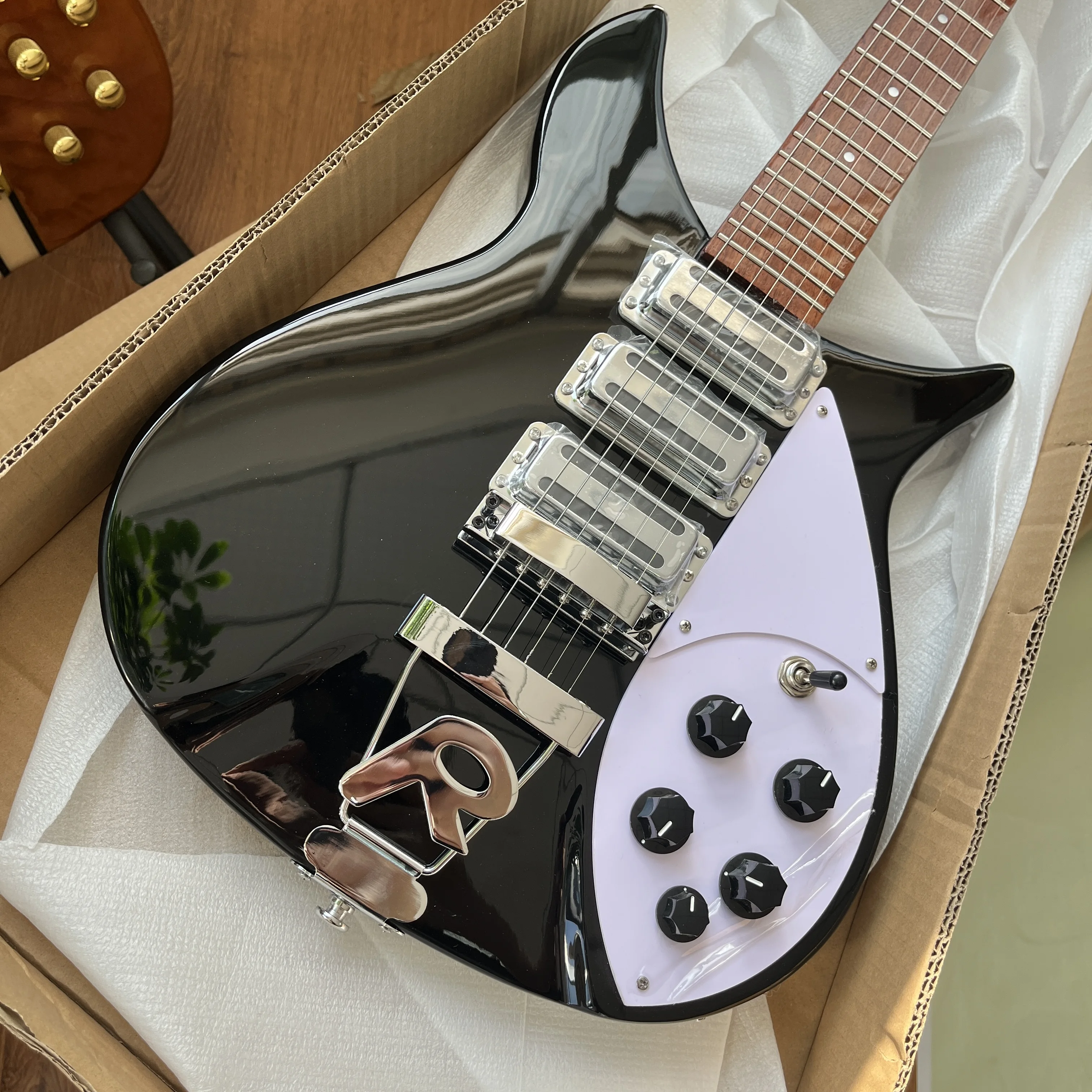 Us Warehouse Ric 32…