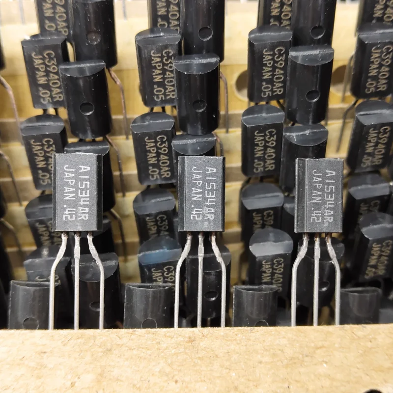 

10 pairs 2SA1534 2SC3940 R gear A1534AR C3940AR 100% original