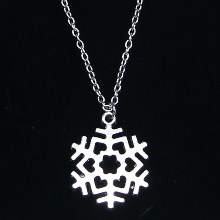 20pcs New Fashion Necklace 29x23mm Snow Snowflake Pendants Short Long Women Men Colar Gift Jewelry Choker